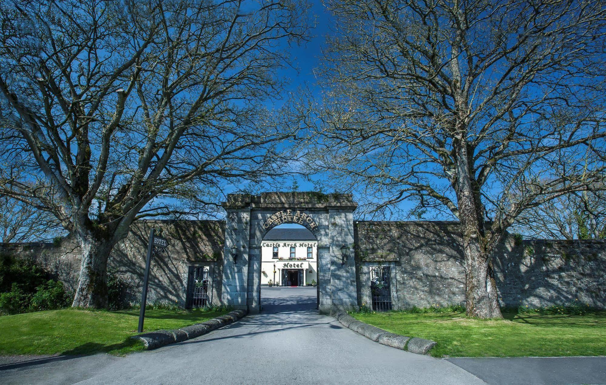 Castle Arch Hotel Trim Exterior foto